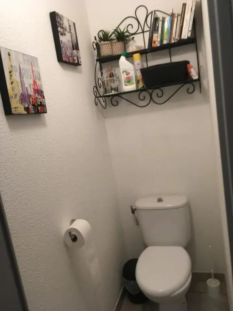 Sanary sur Mer Appartement 30m2 T2 avec terrasse Piscine 10min à pied de la plage