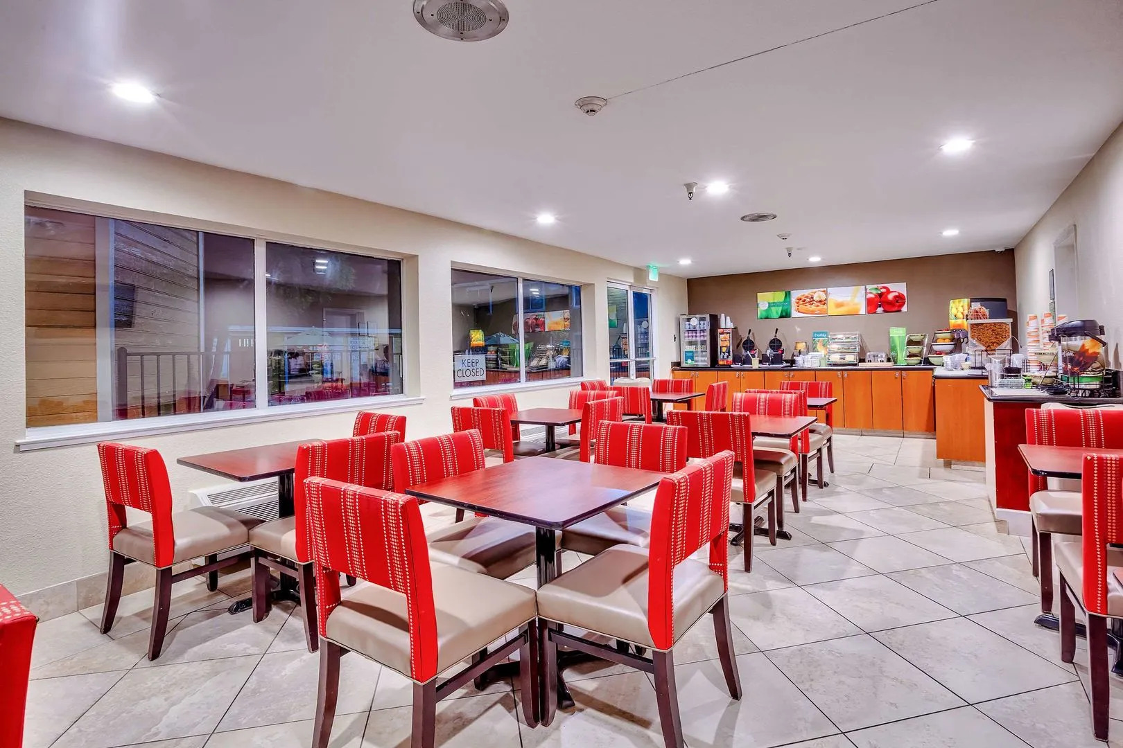 Quality Inn near Six Flags Discovery Kingdom - Napa Valley