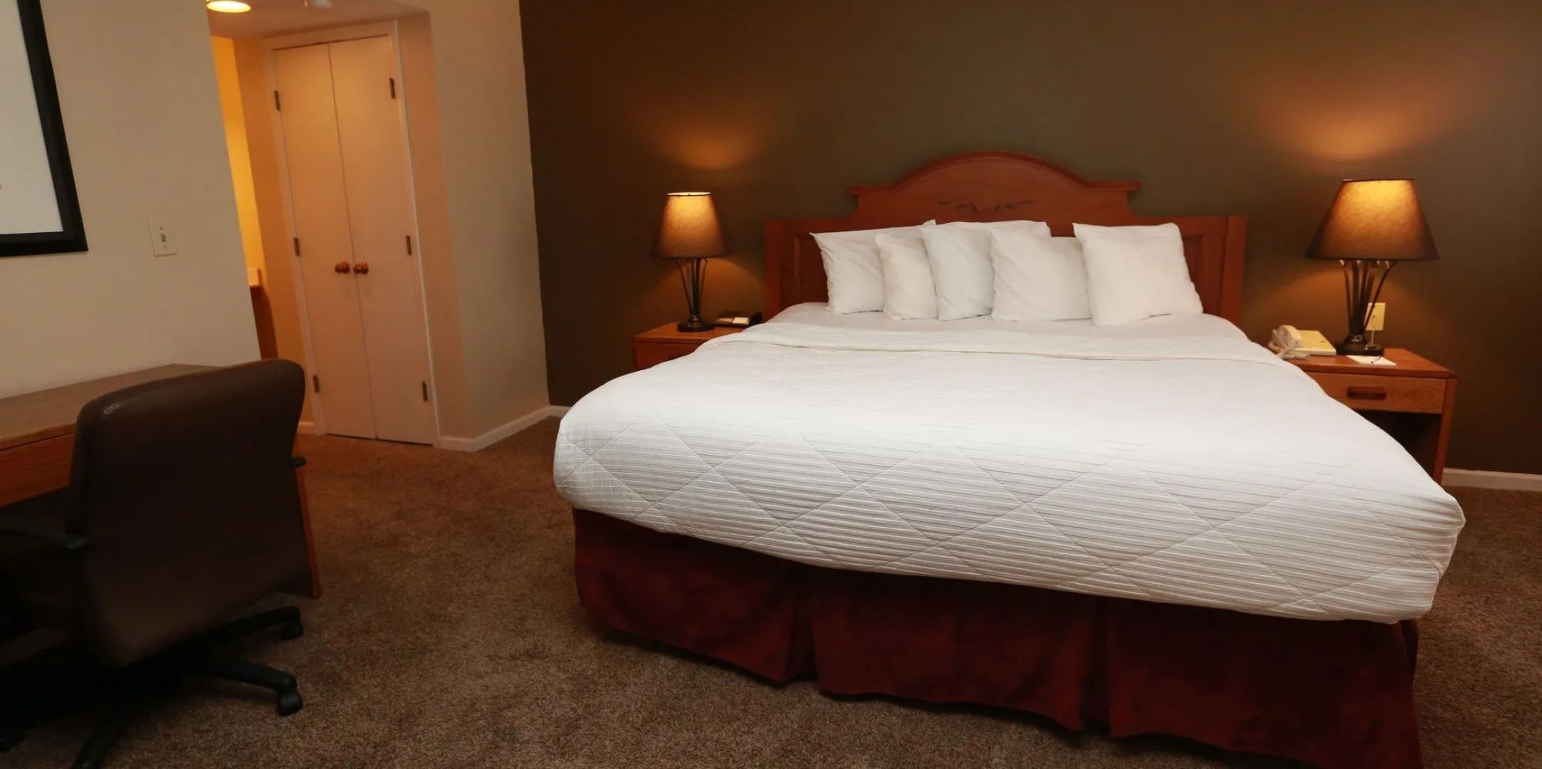 Sterling Hotel and Suites