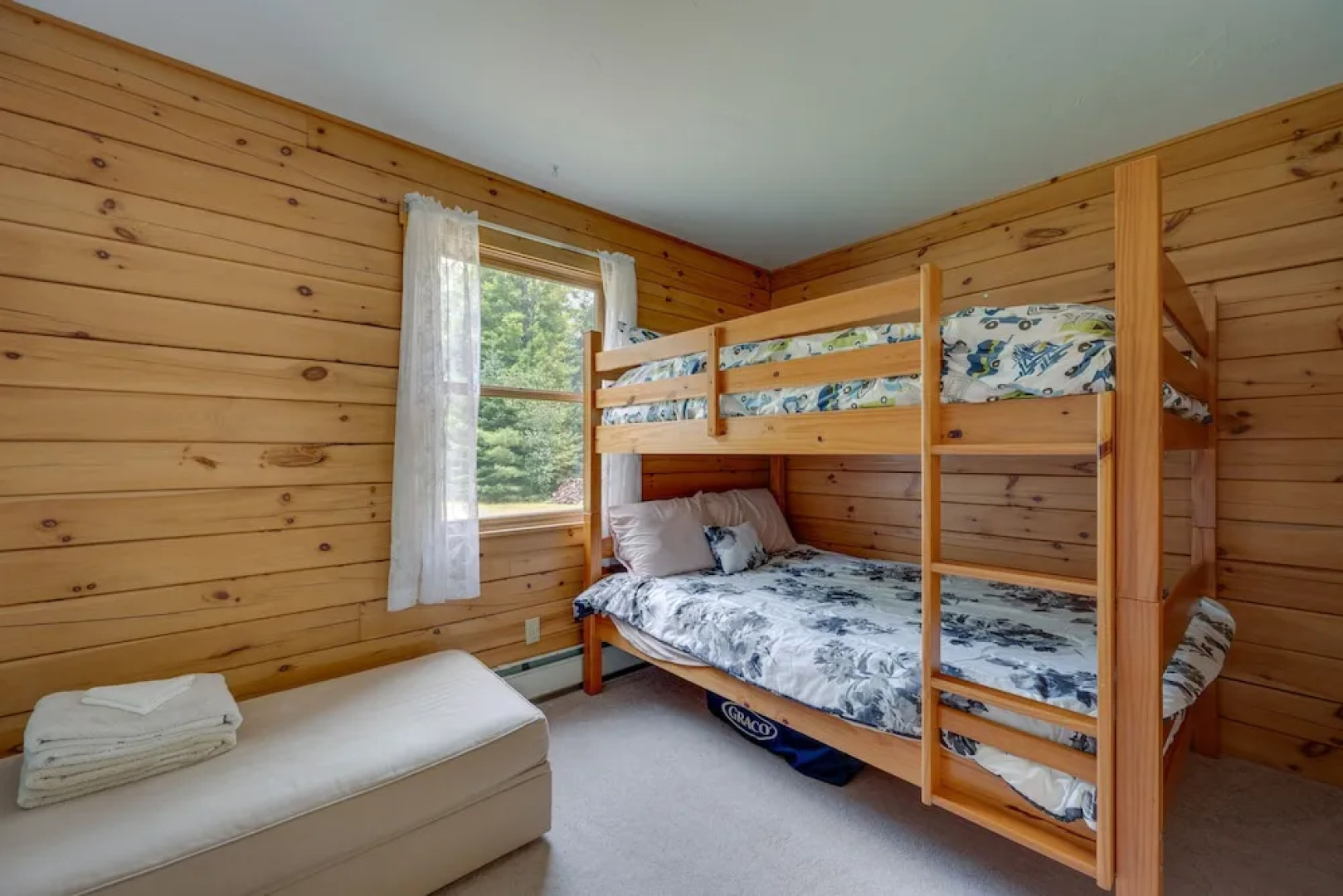 Pet-friendly Conway Cabin ~ 5 to Campton Mountain!