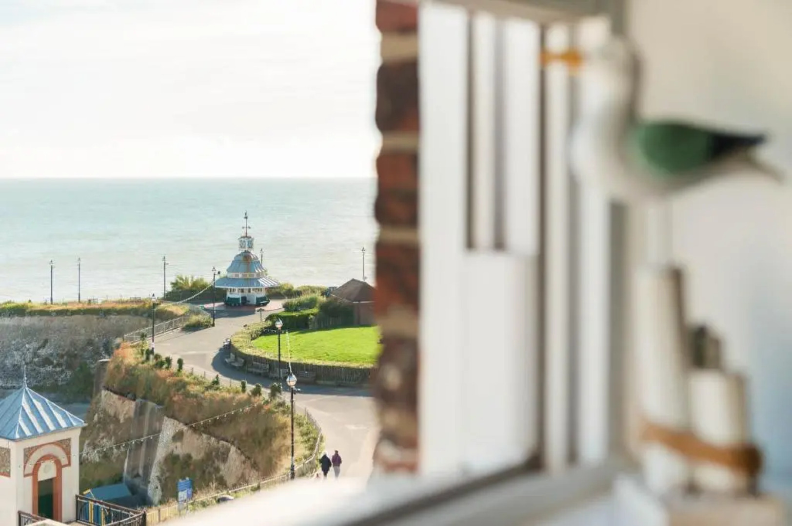 Luxury Two Bedroom Apartment with Fantastic Panoramic Sea Views