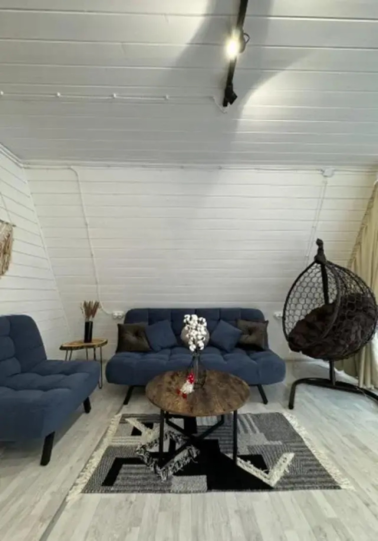 Klever House (Клевер Хаус) Лехтуси Парк