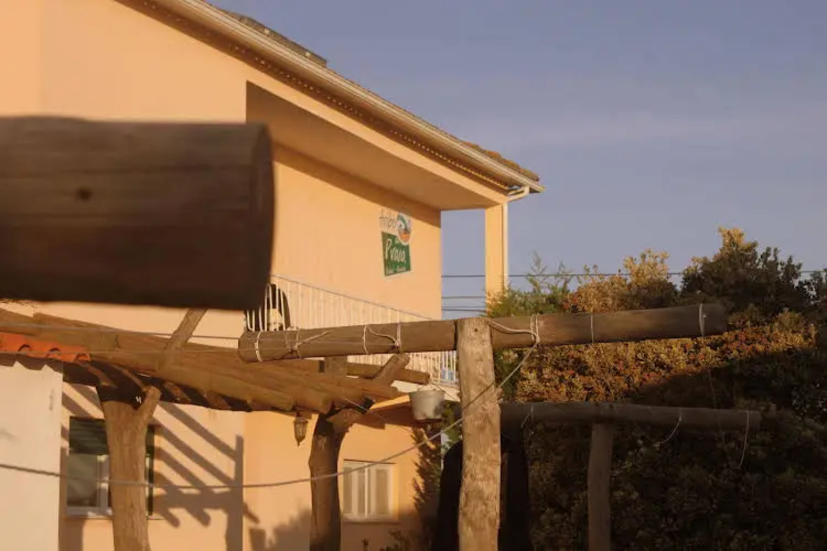 Almagreira Surf Hostel