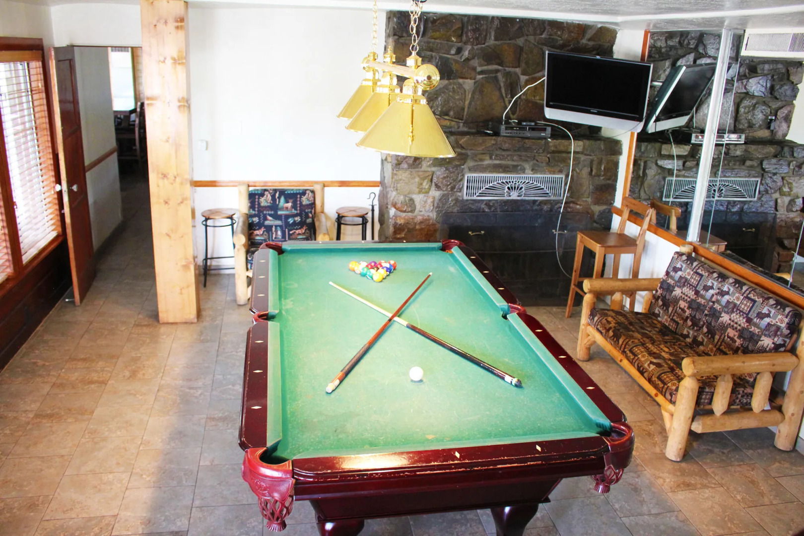 Sessions Retreat & Hotel