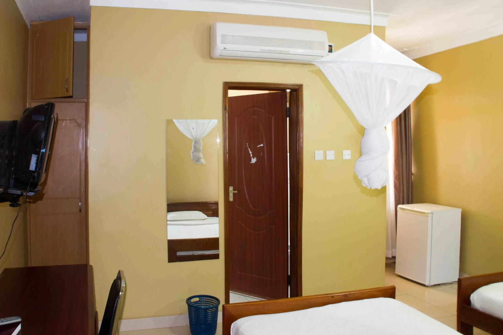 Akello Hotel