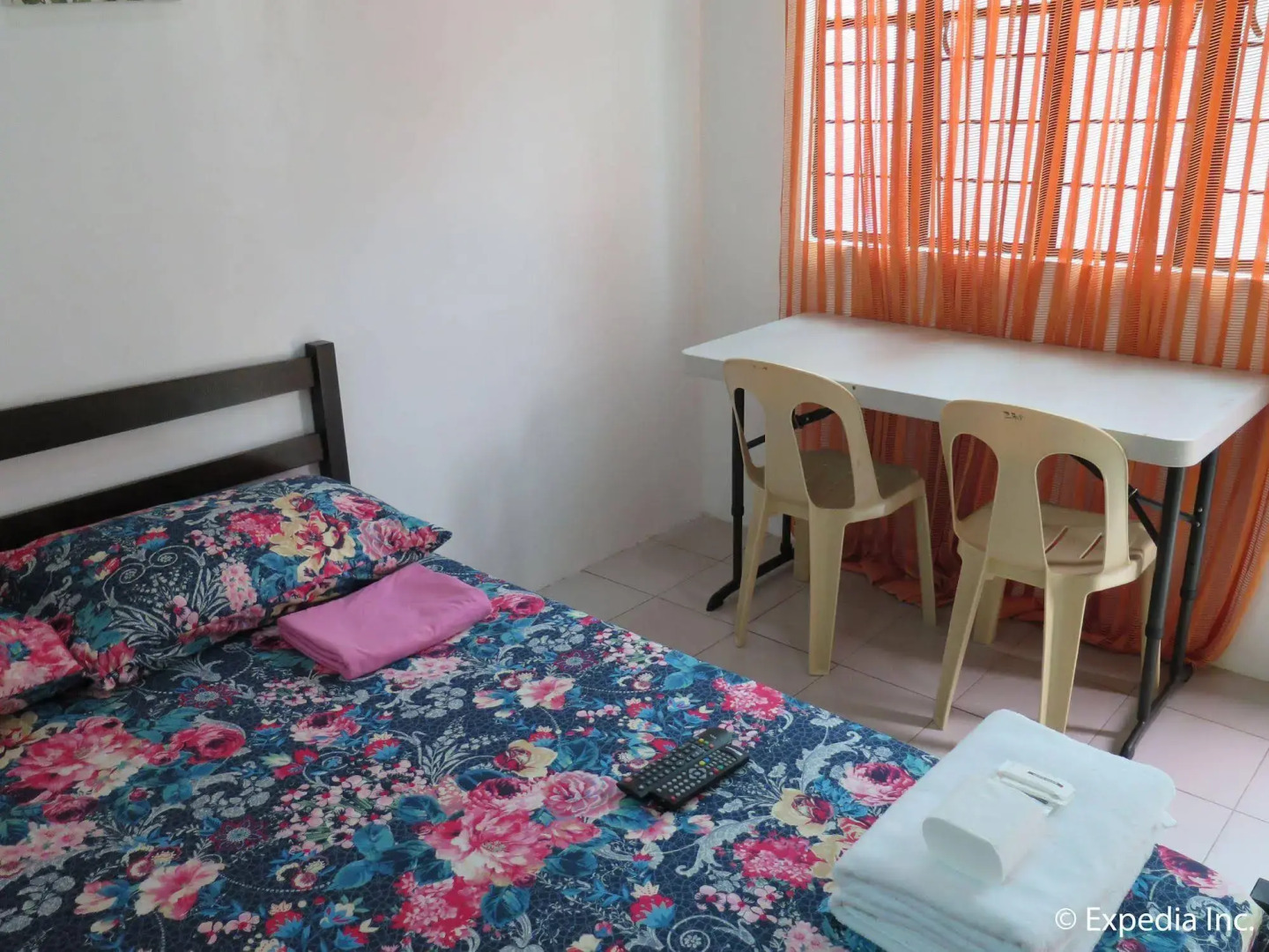 Zillion Pavilion Family & Business Hotel