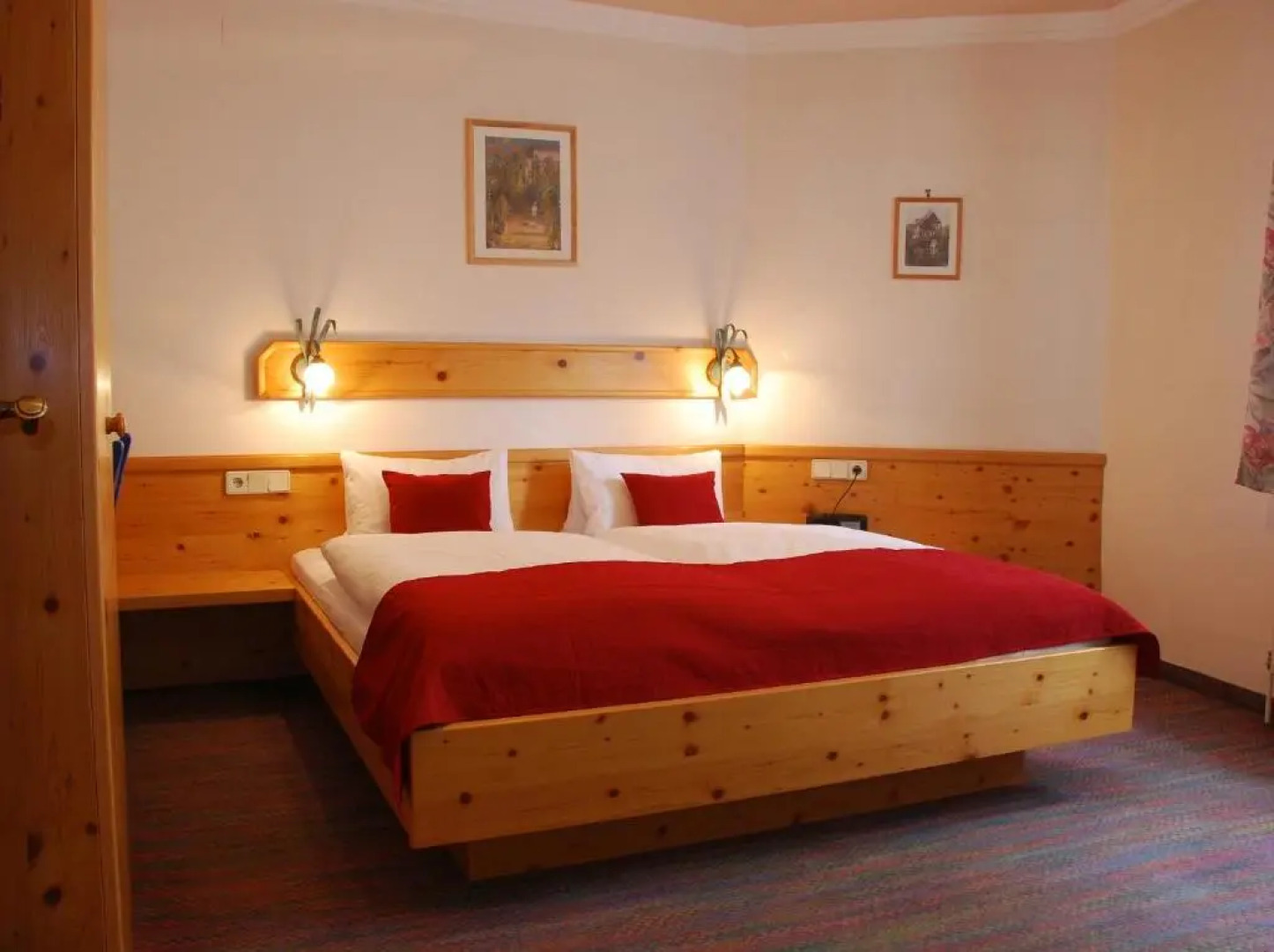 Dorf Hotel Grüner Baum