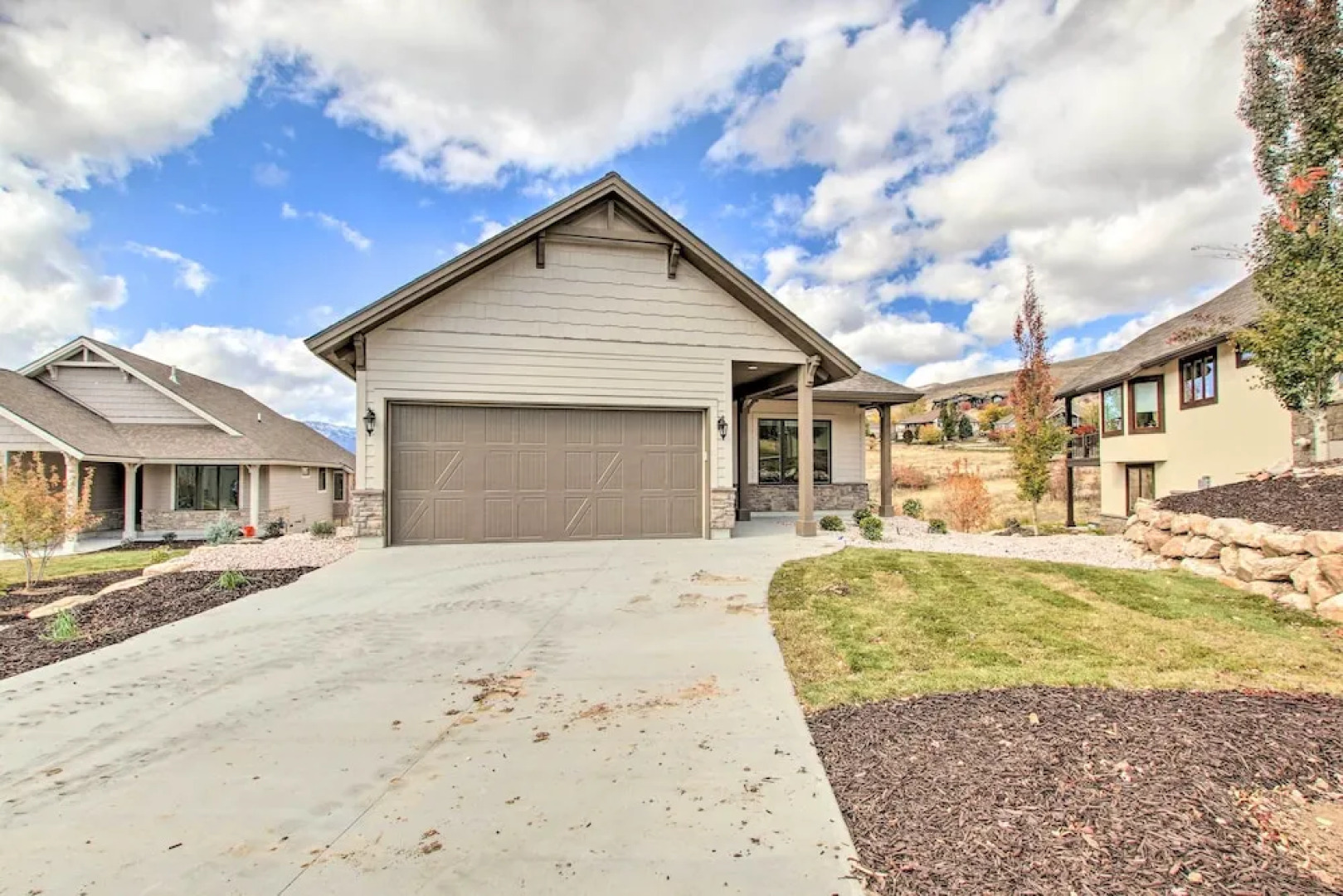 Scenic Eden Gem w/ Hot Tub ~ 6 Mi to Ski Area