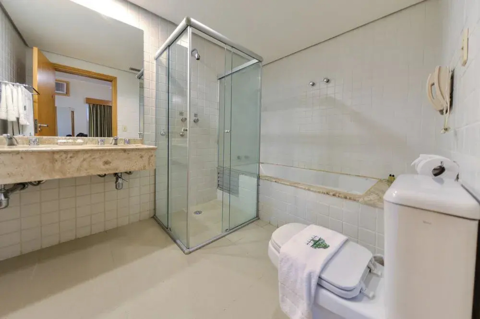 Summit Suites Hotel Taubate