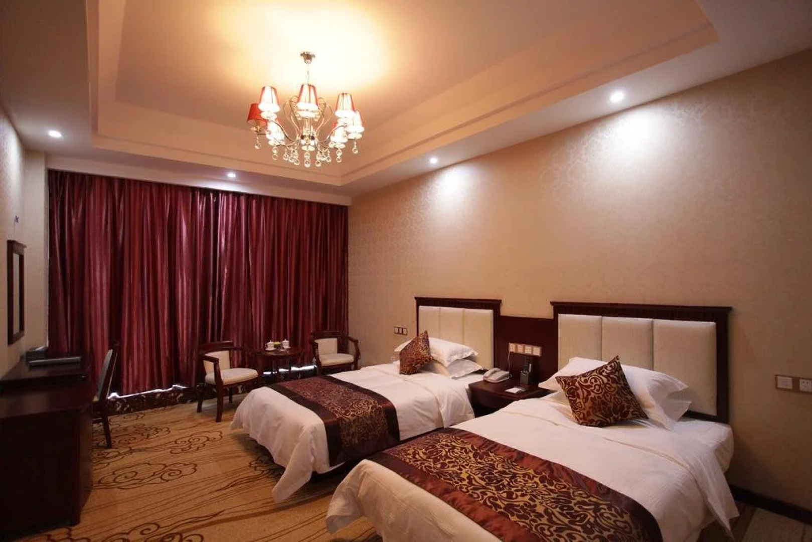 Weihai Happy Hot Spring Hotel