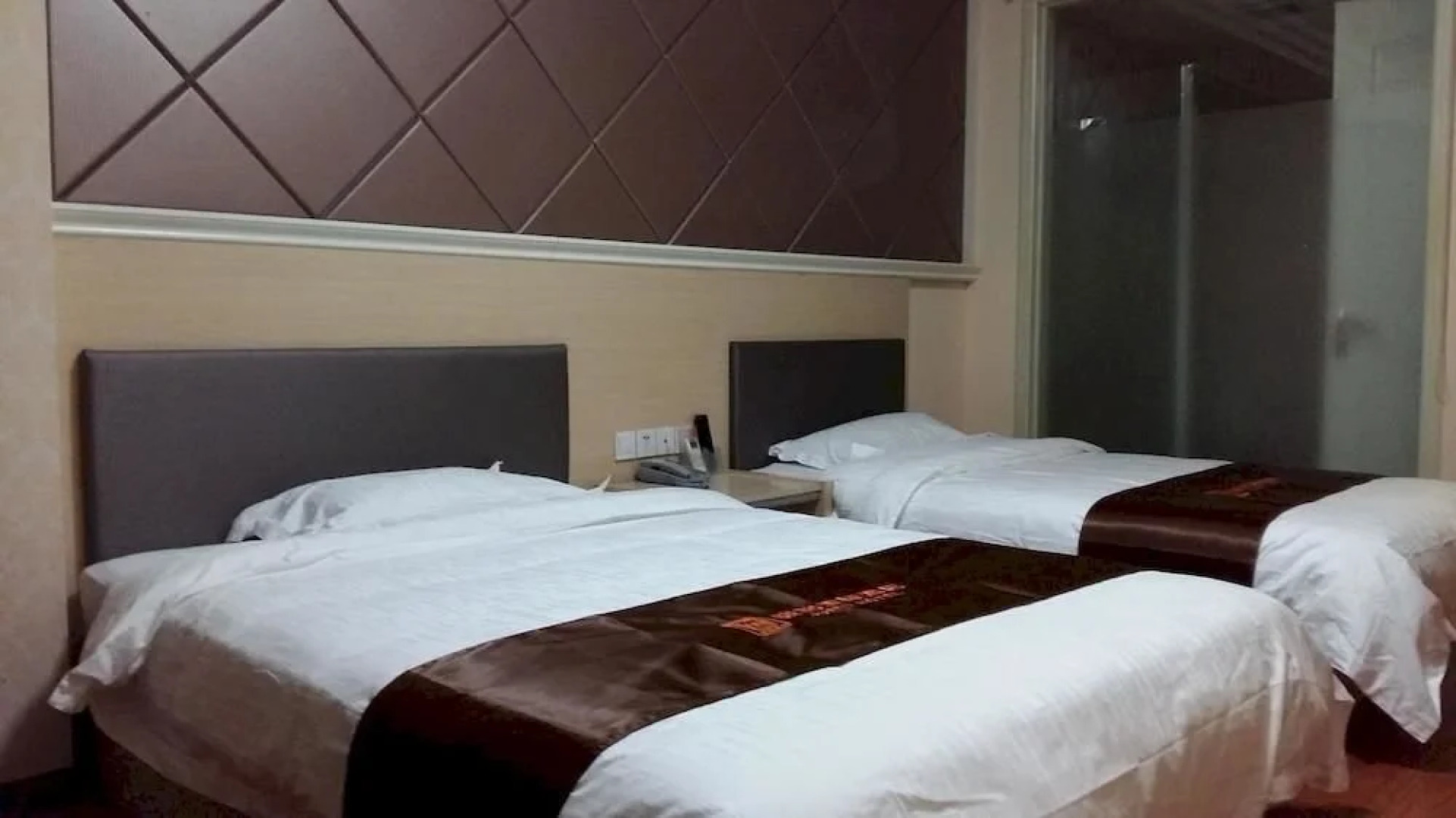 Shangjia Express Hotel