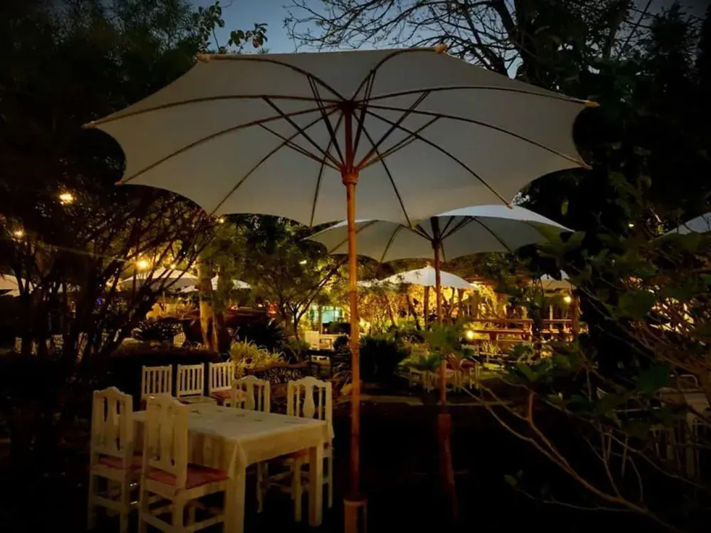 December Villas And Spa