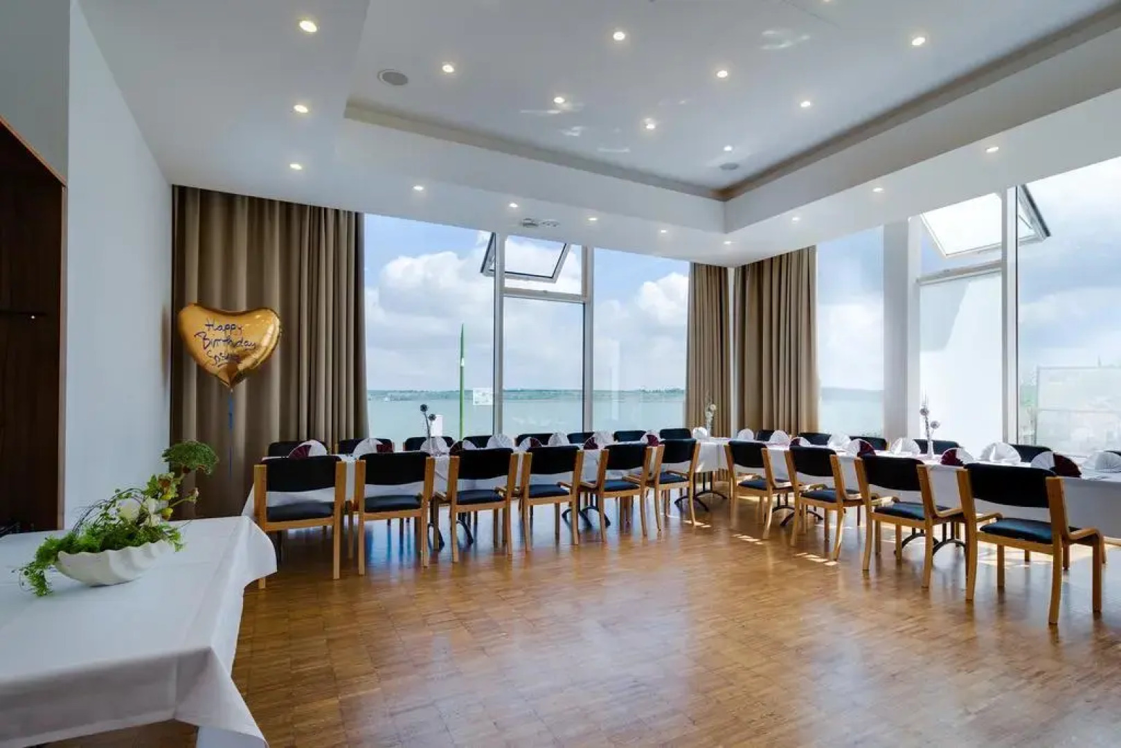 Lagovida Das Ferienresort Am Störmthaler See