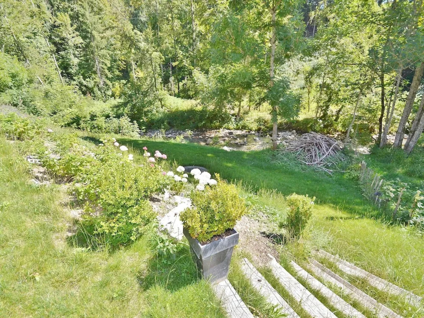 Luxurious Chalet in Le Chinaillon with Sauna