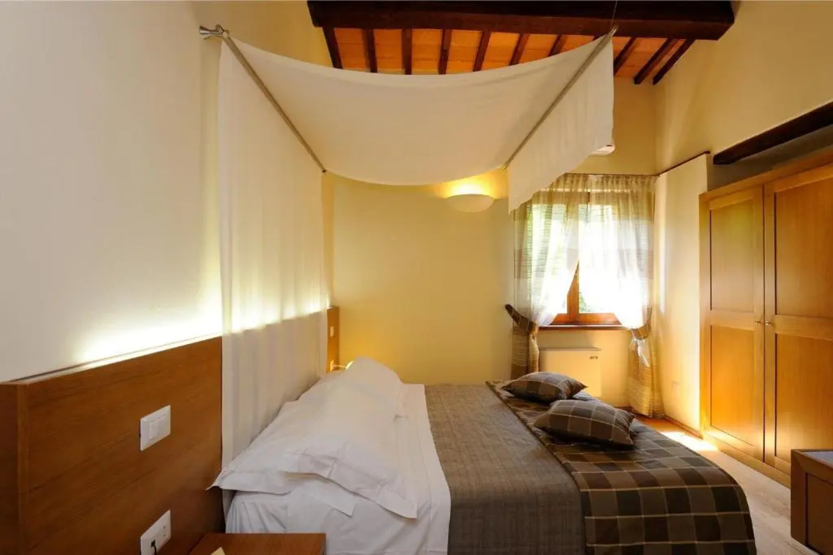 Guesia Village Hotel & Spa