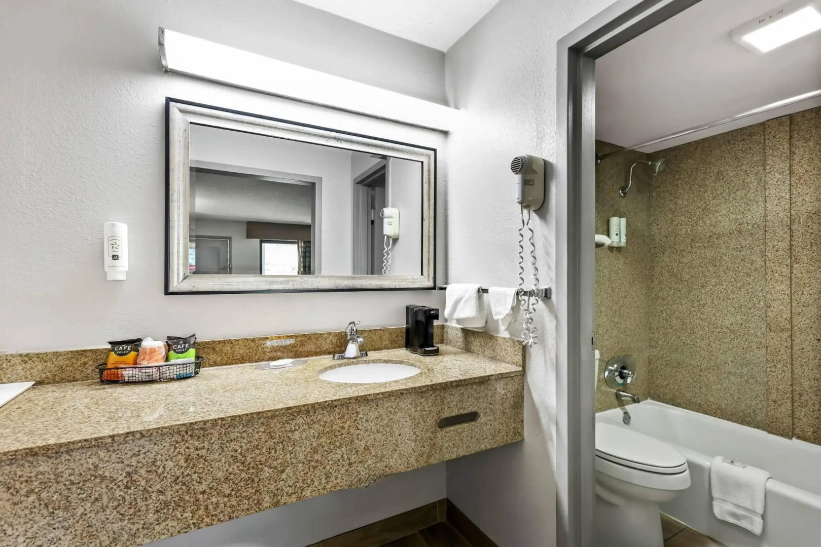 Quality Inn Bowling Green South