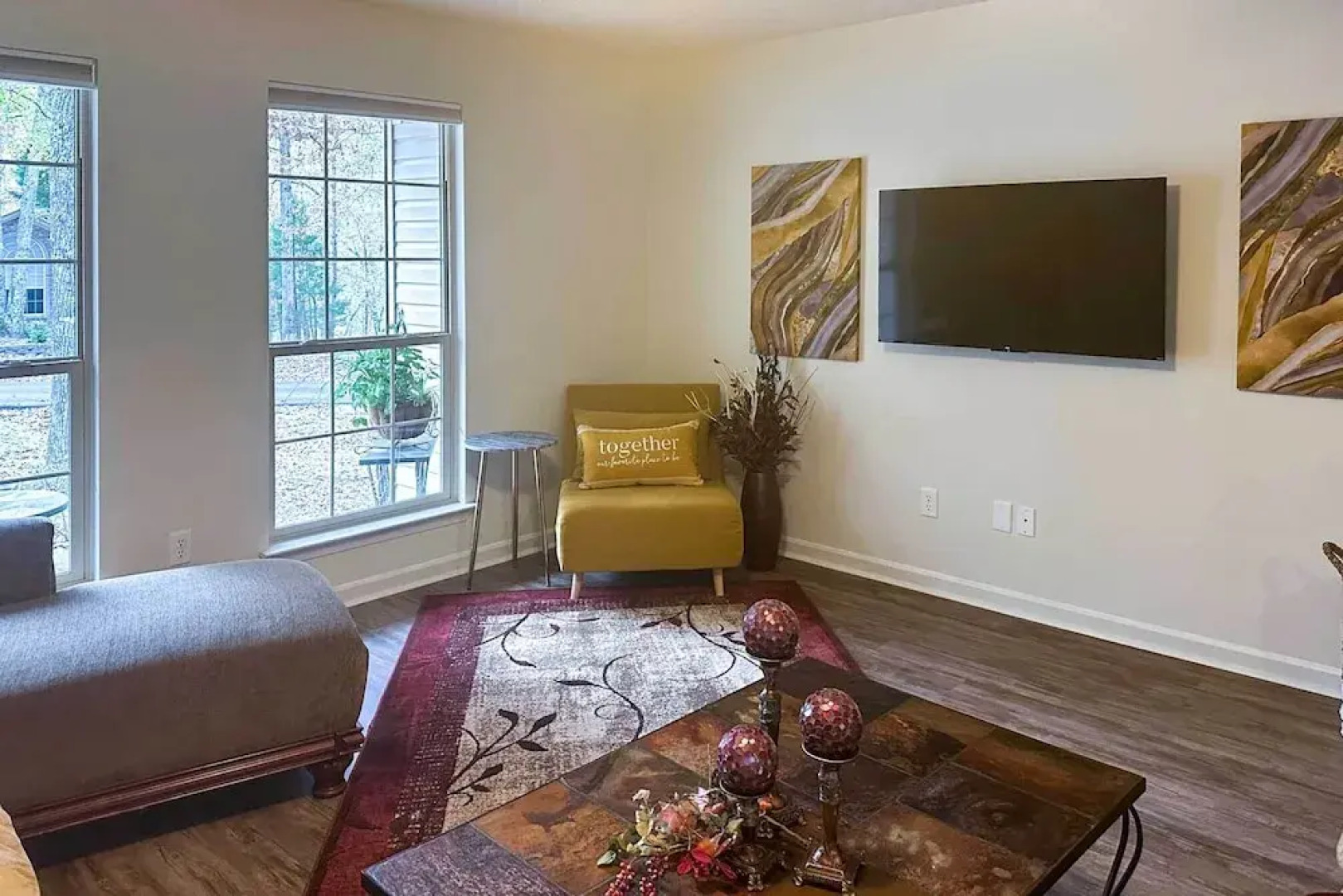 Fire Pit & Grill: Tranquil Retreat in Hot Springs