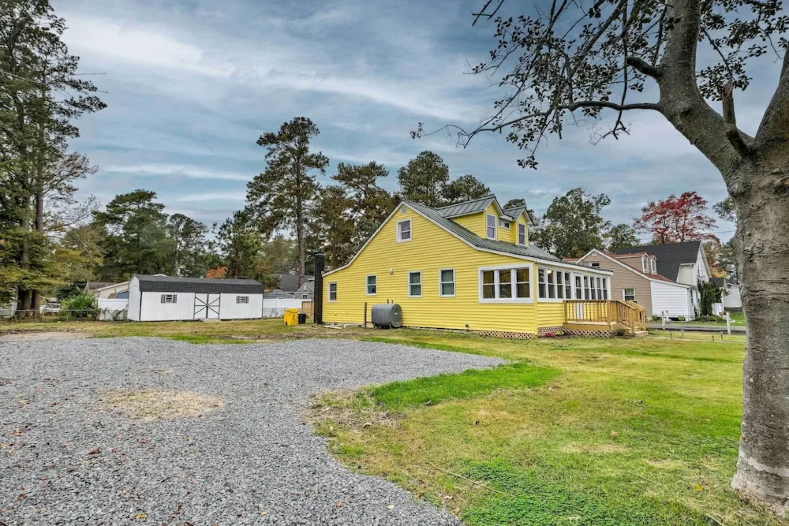 Updated North Beach Cottage: Pet Friendly!