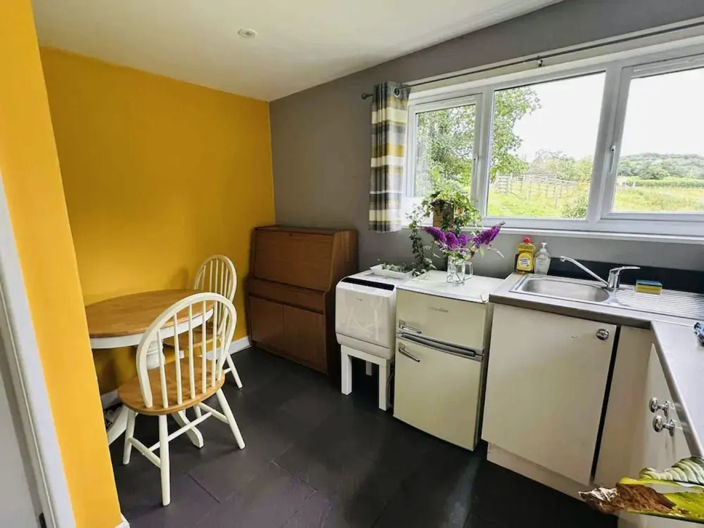 Lydvale Lodge in Lifton