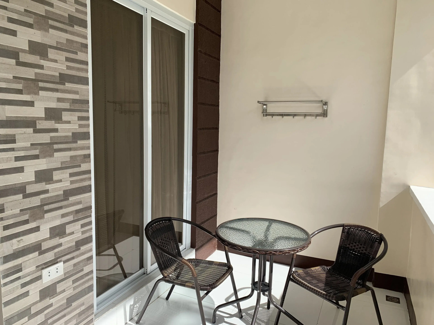 Villa MJ Maristela Beach Resort