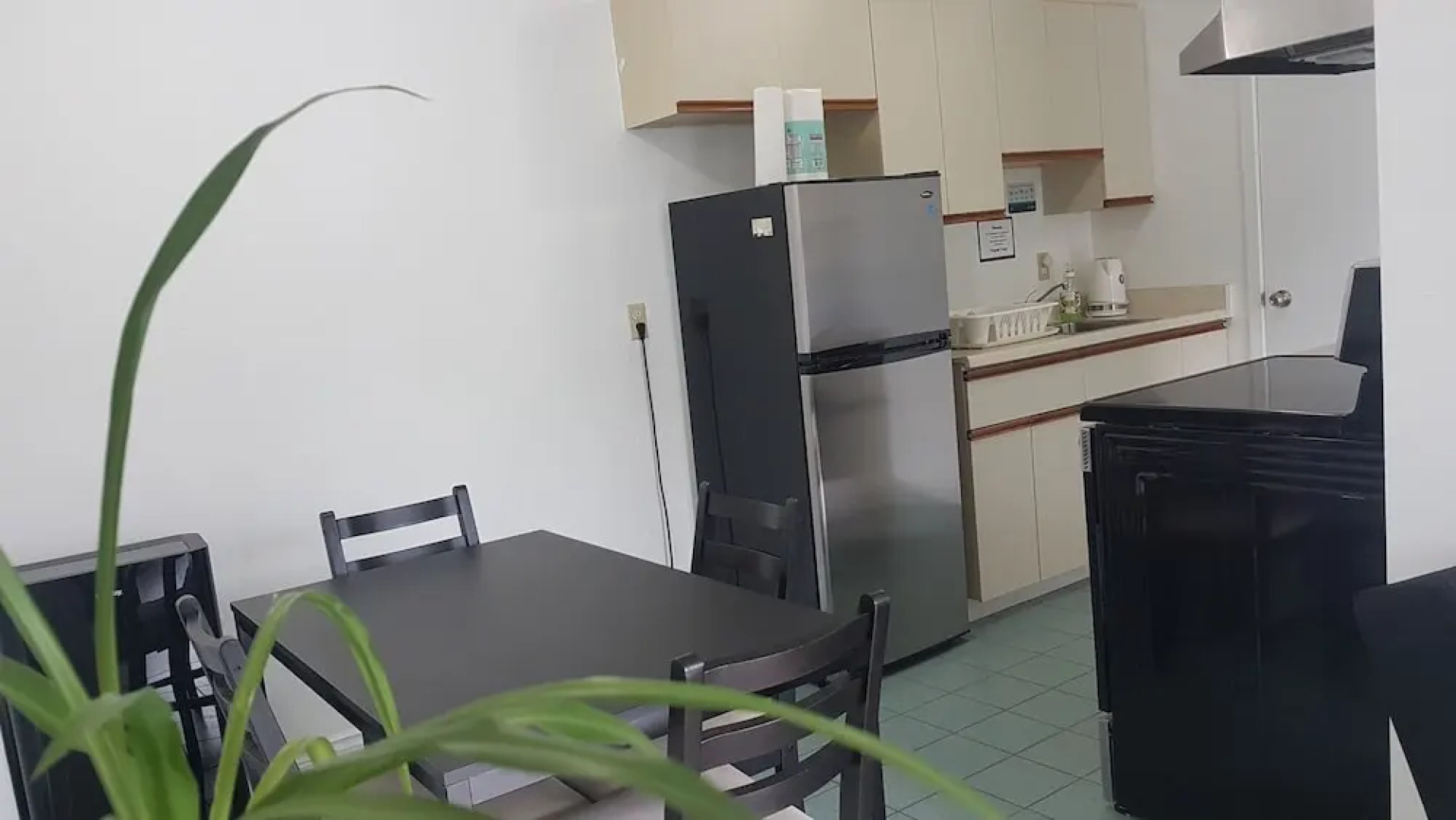 Executive Suites Inn