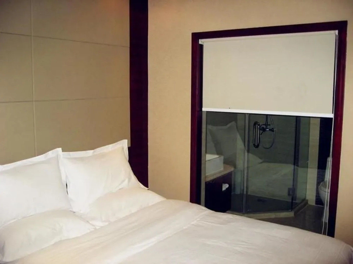 Urumqi City Langcheng Hotel