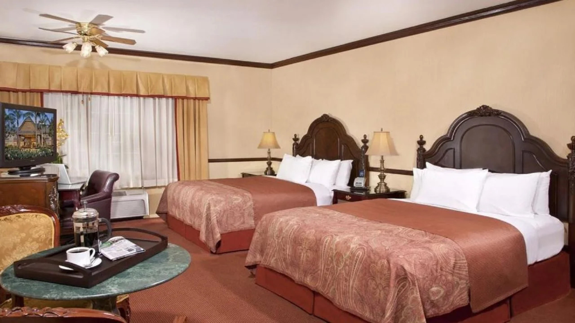 Folk Inn Ontario Airport