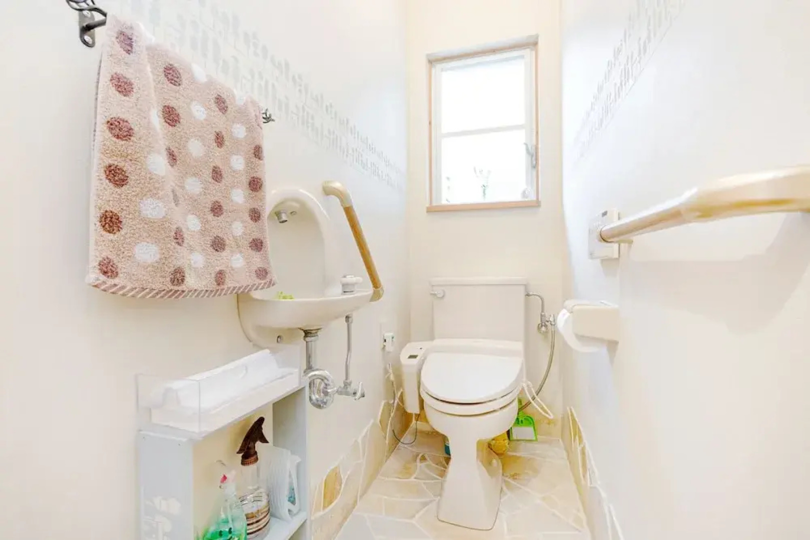 Abbey Road Inn Seika