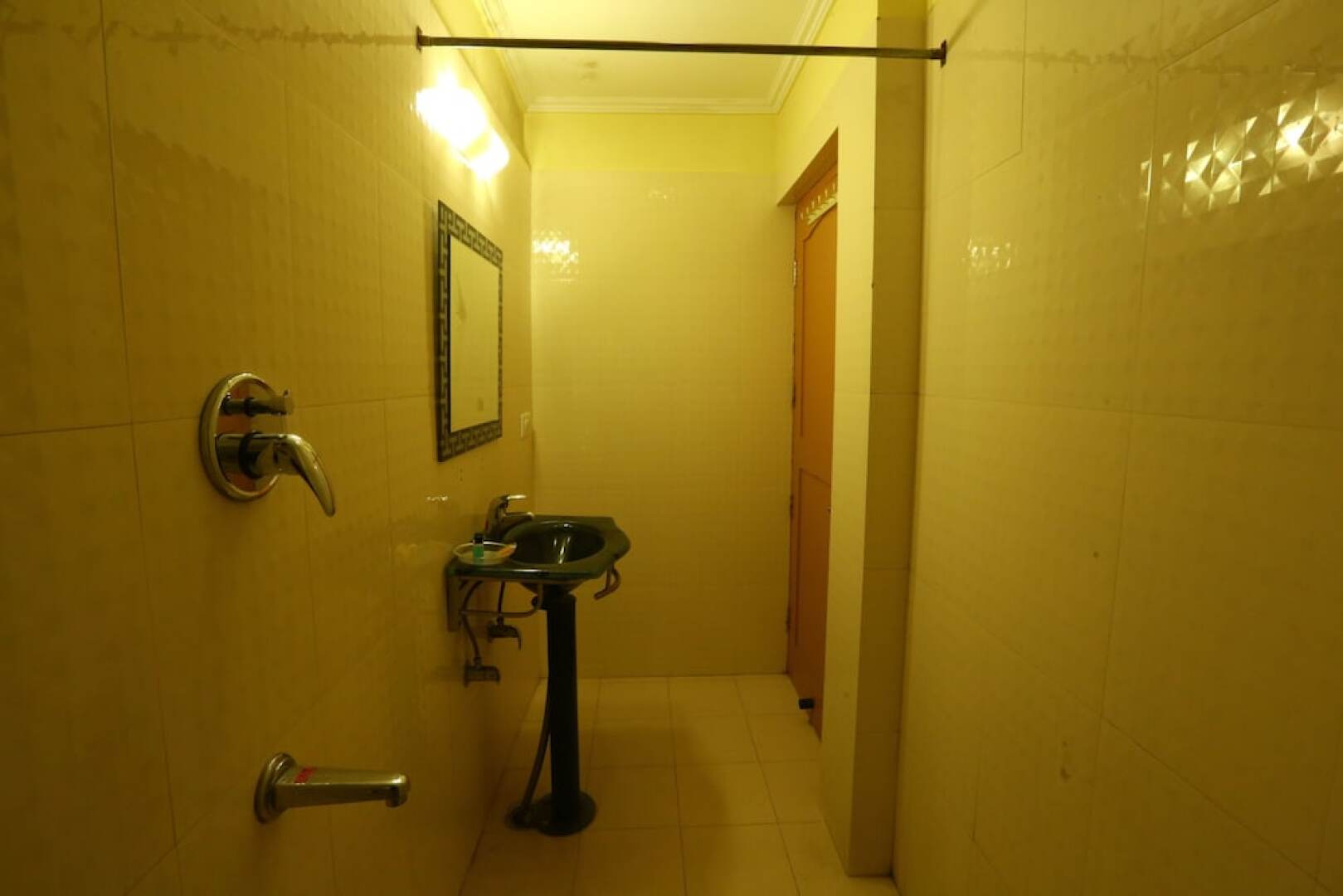 Hotel Samdupling Himalayan Brothers