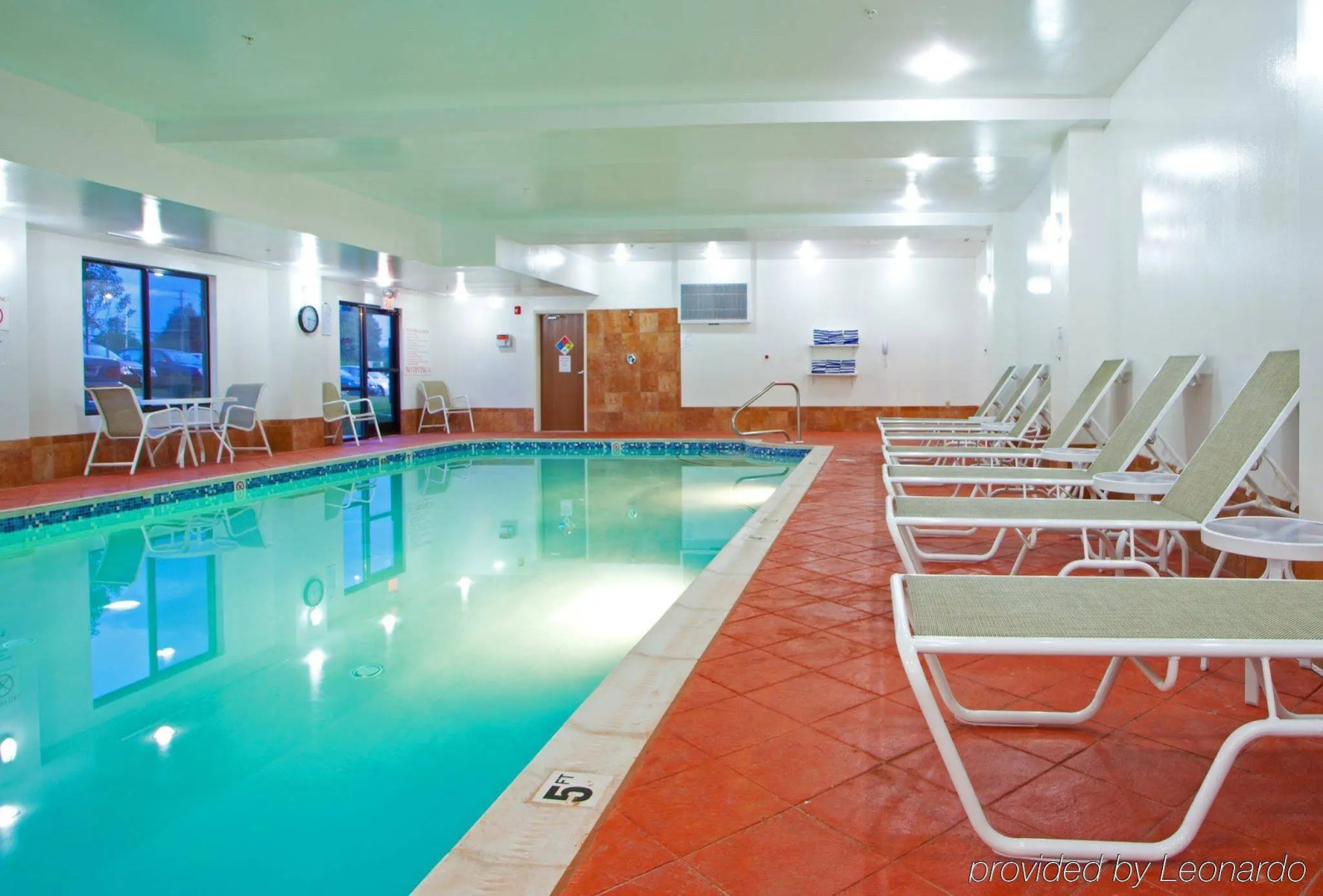 Holiday Inn Express Hotel & Suites Culpeper by IHG