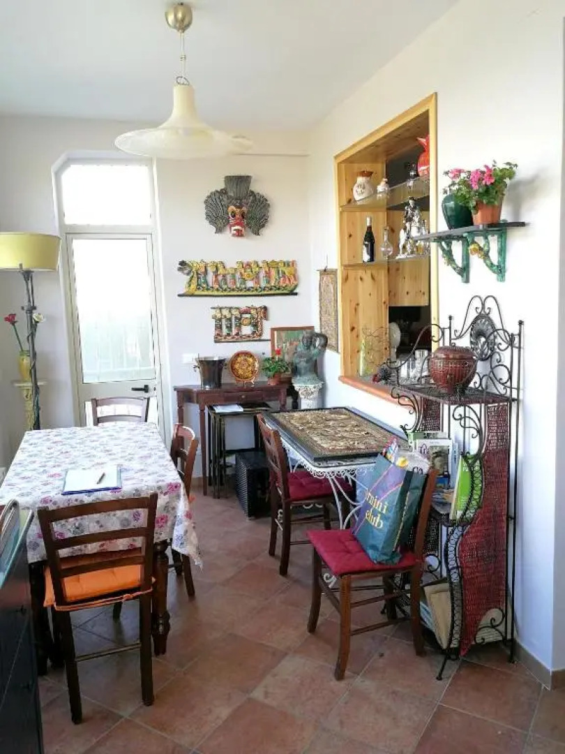 One bedroom appartement with furnished garden at Lercara Friddi