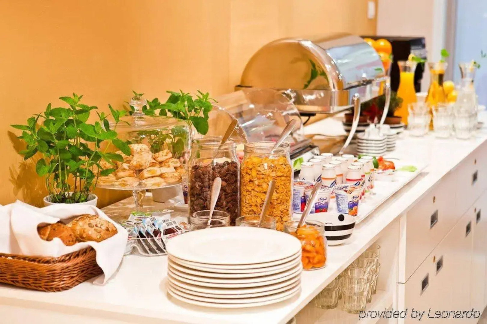 Platinum Apartments Aparthotel