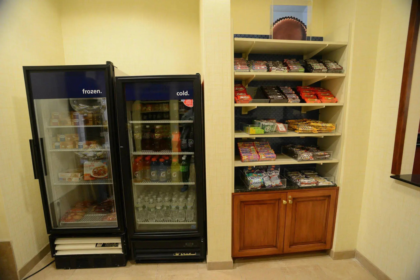 Hampton Inn & Suites Rockville Centre