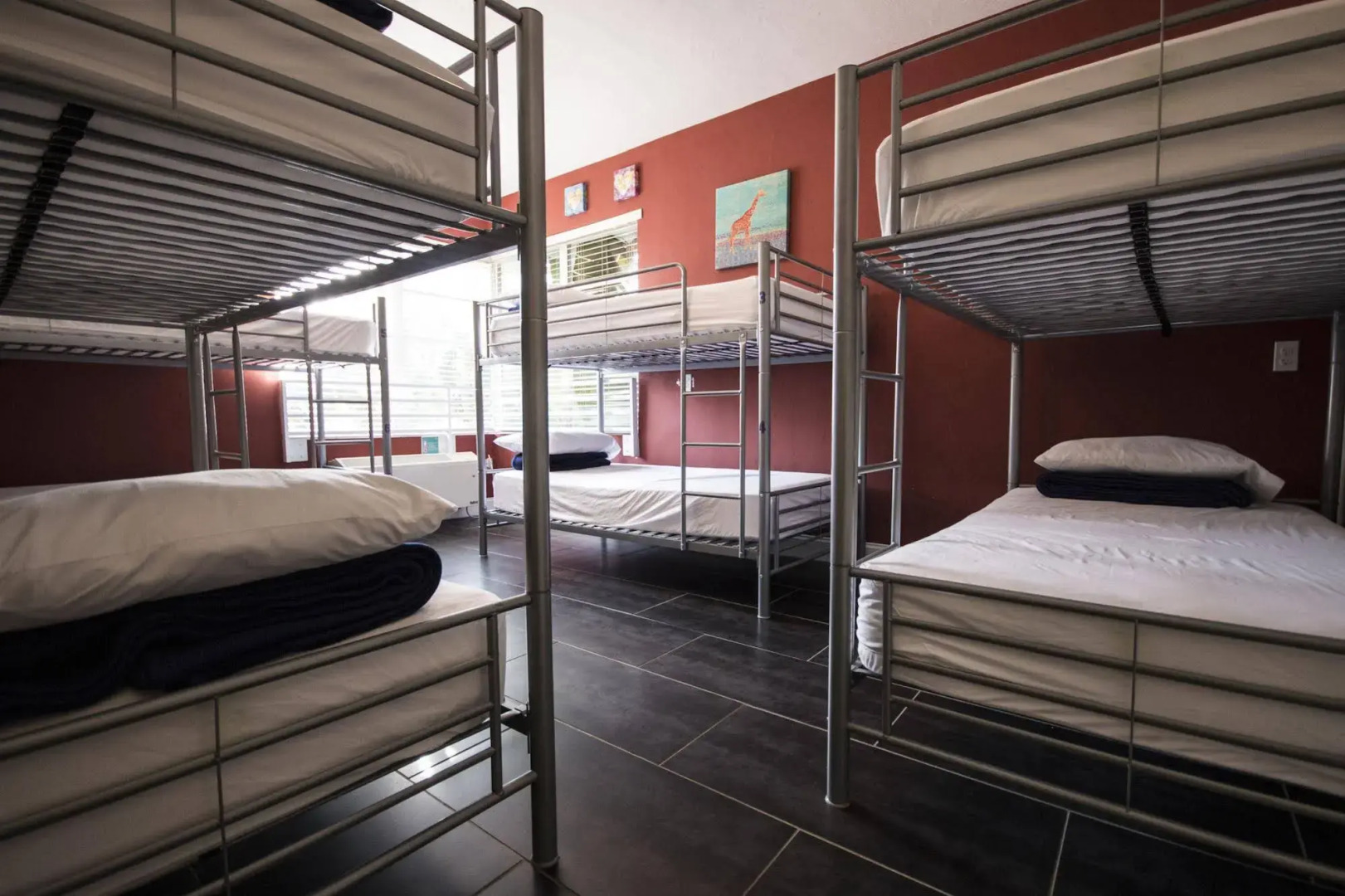 Beds n' Drinks Hostel