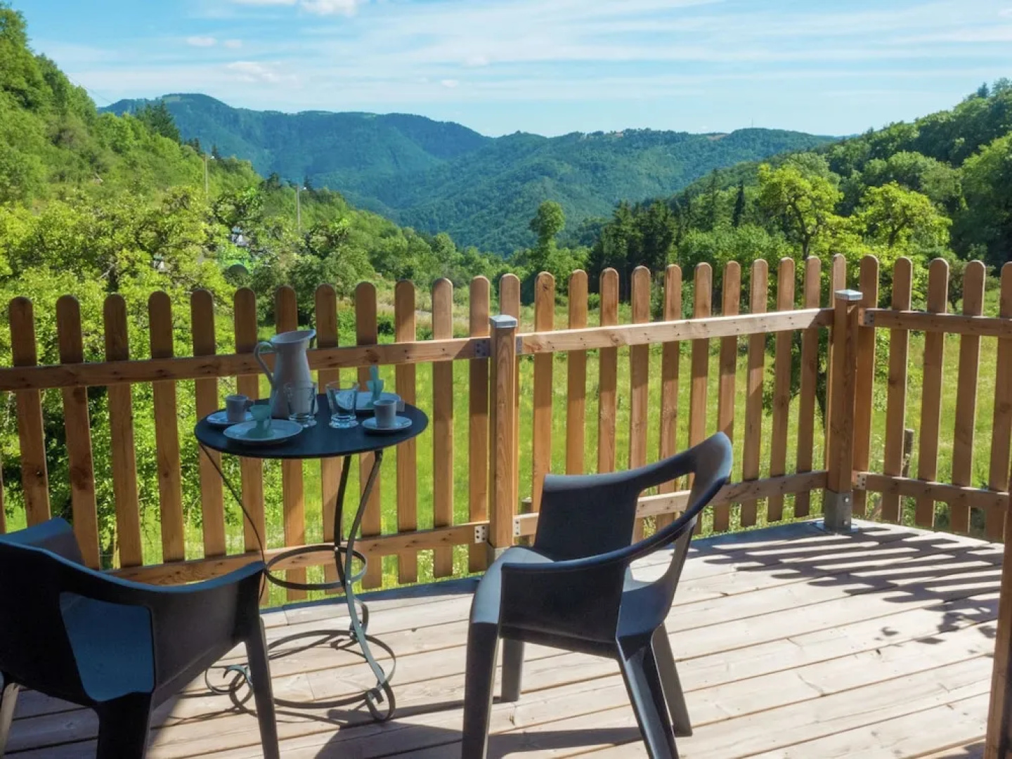 Cozy Holiday Home in Saint-privat-d'allier Near River