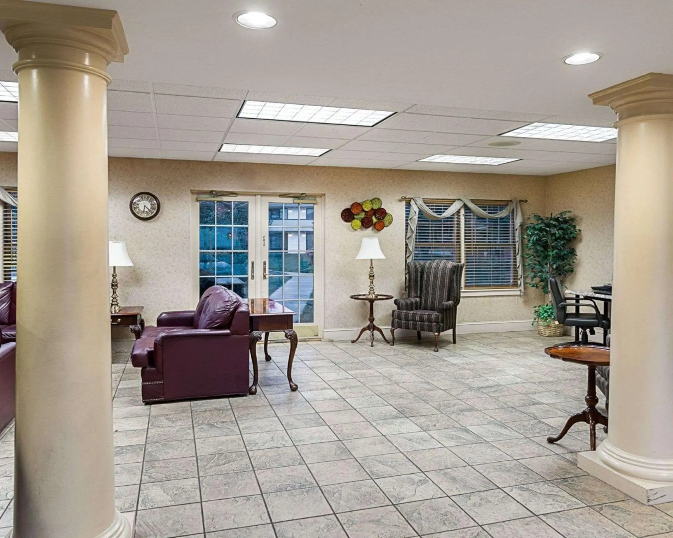 Quality Inn And Suites Skyways