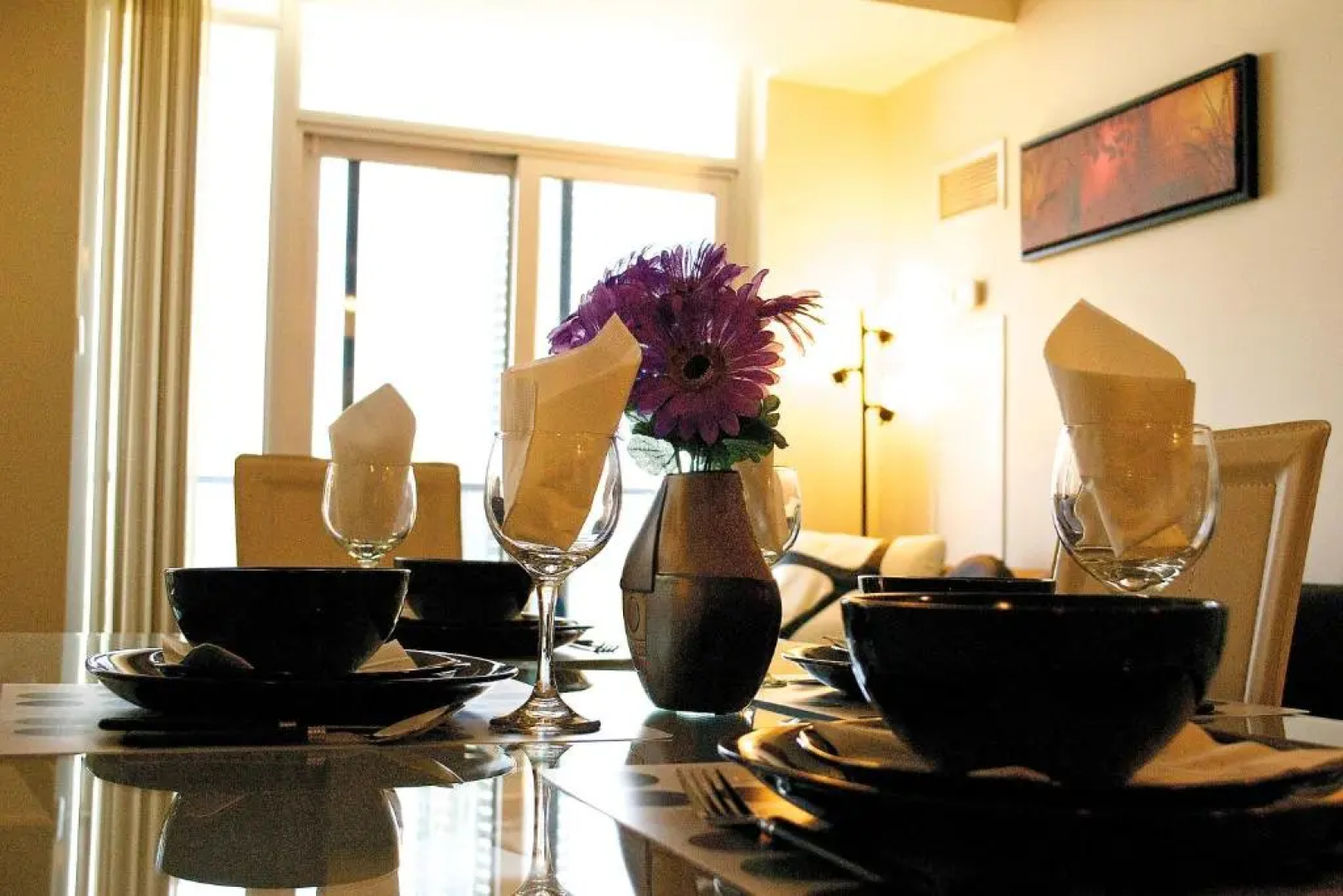Royal Stays Furnished Apartments - Square One