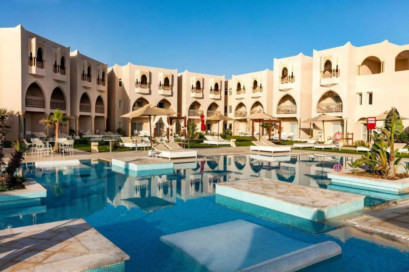 TUI BLUE Palm Beach Palace Djerba - Adults Only
