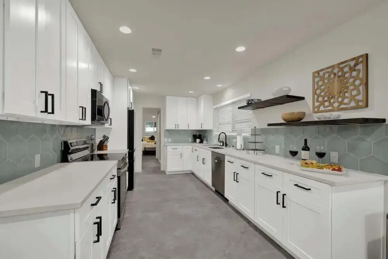 Whitewater River House - Game Room, Firepit, Walking Distance to Whitewater Amphitheater!