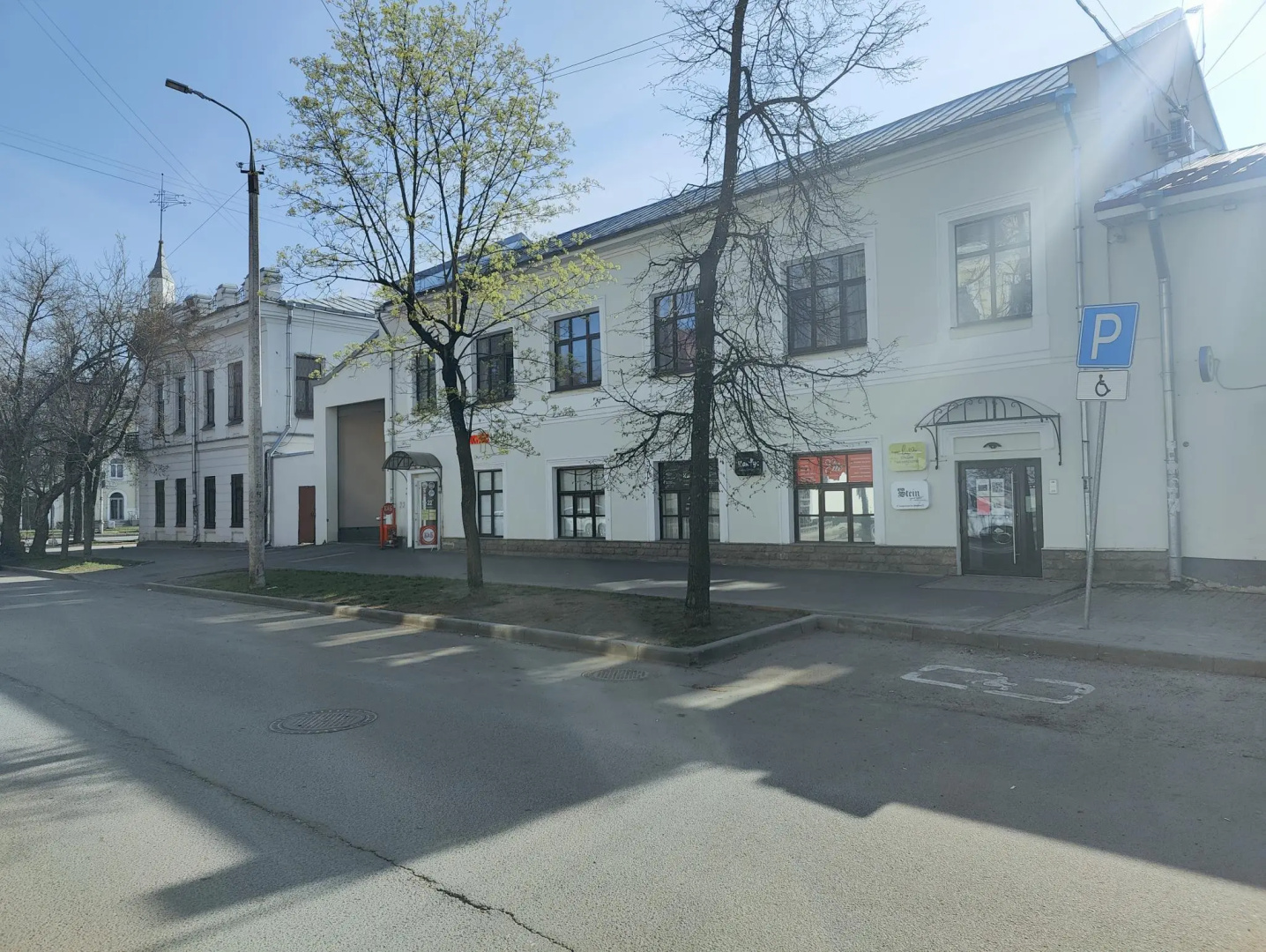 Апартаменты на Октябрьском проспекте 27Б