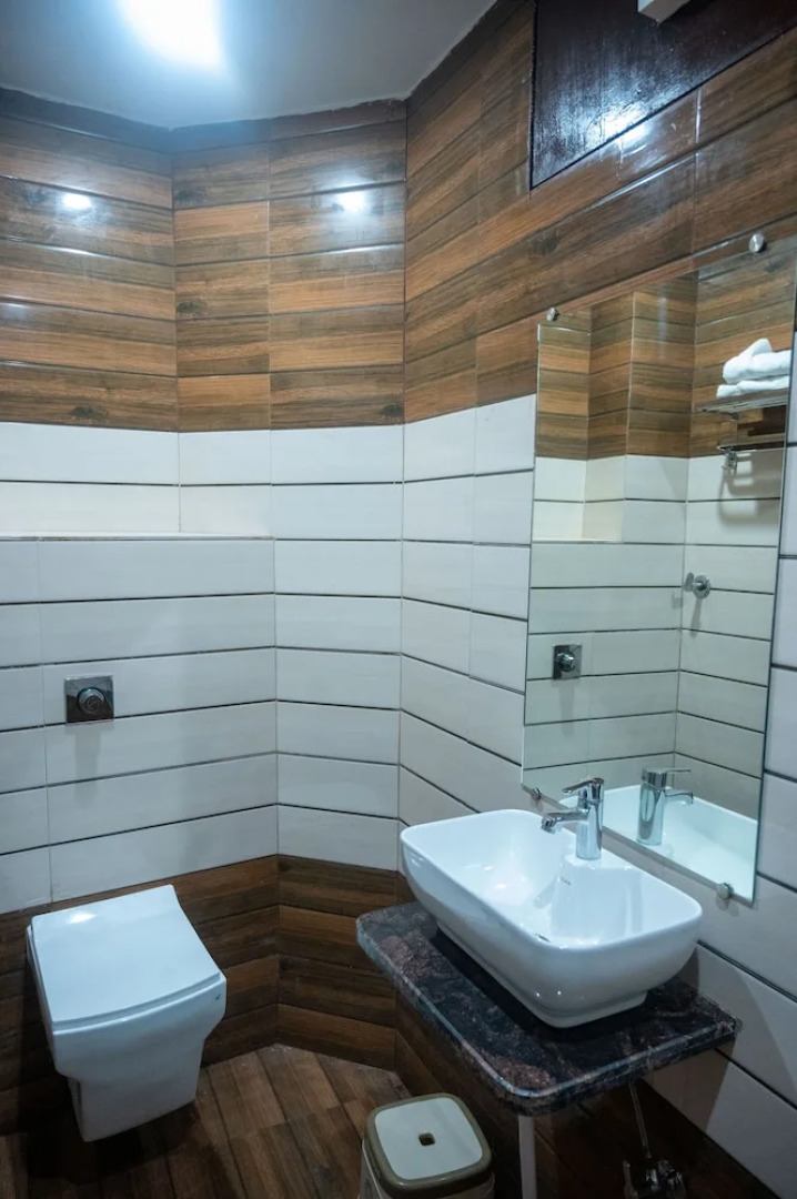 Kiran Palace Varanasi