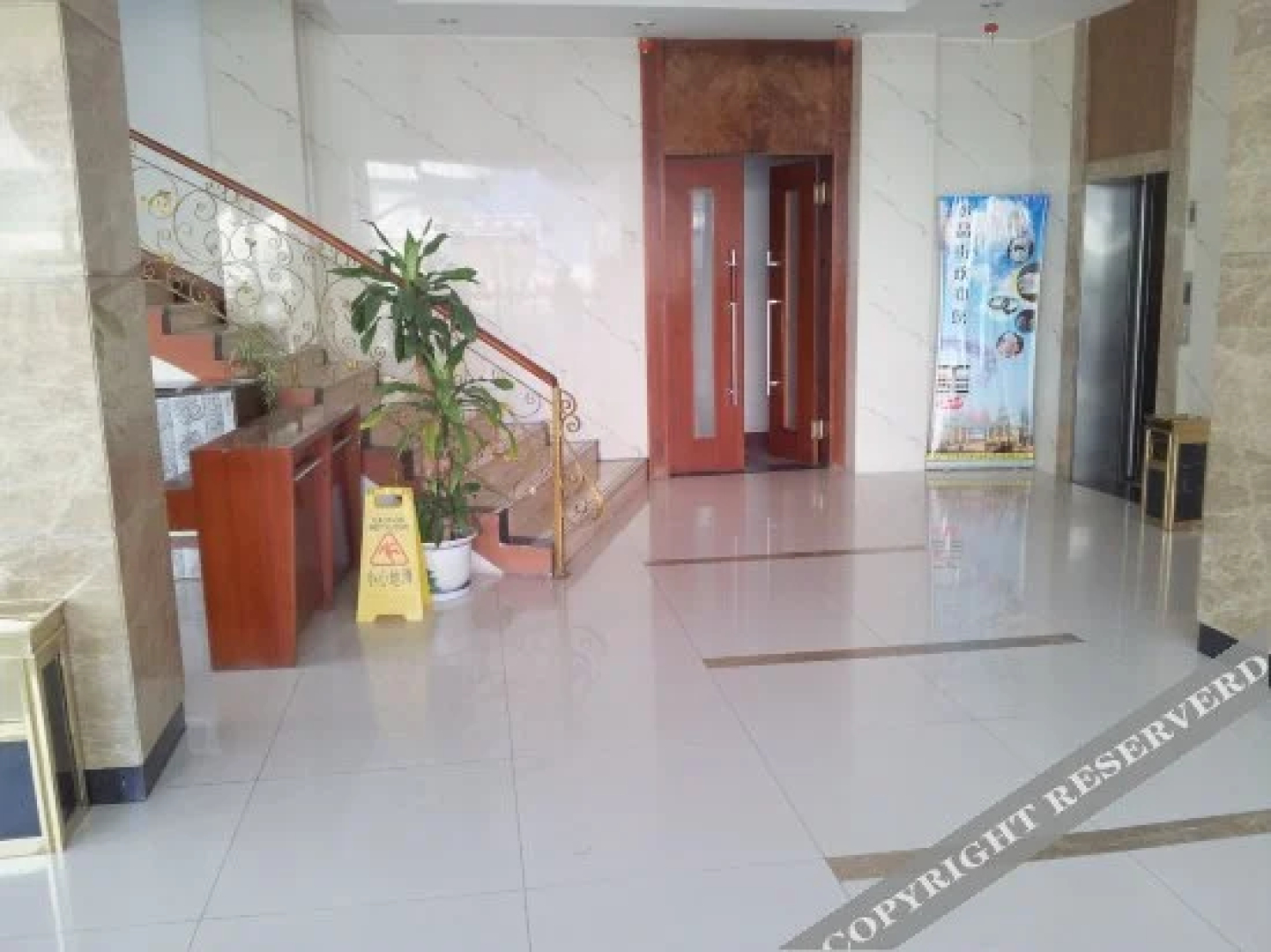 Yayue Hotel