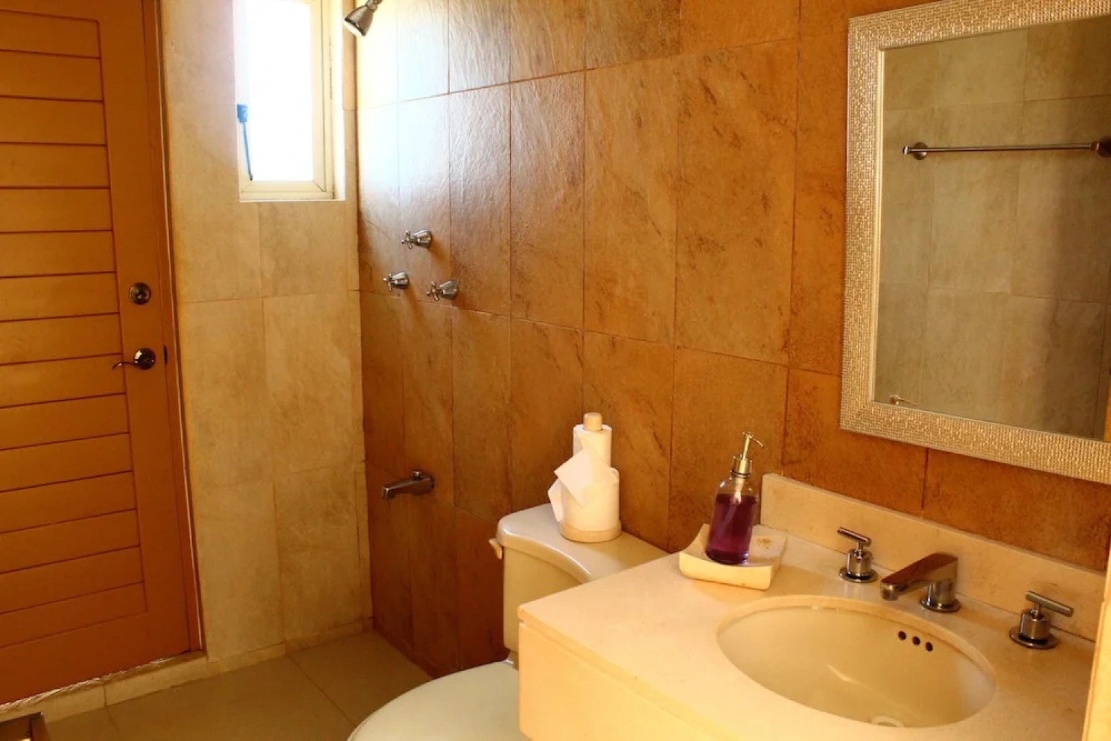 Iz Cay Luxury Ocean Front Villa