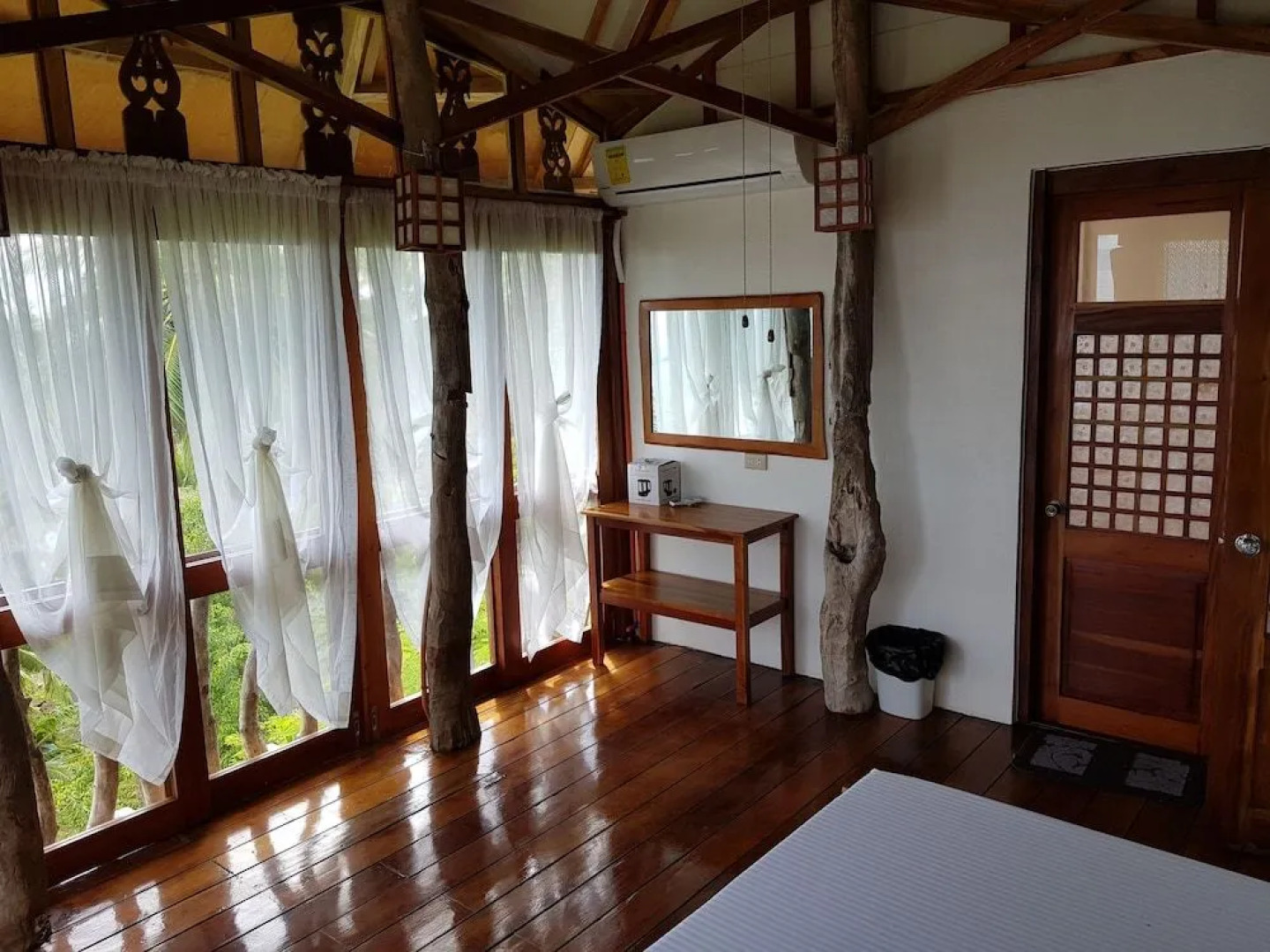 Cangdoki Resort and DIve Camp