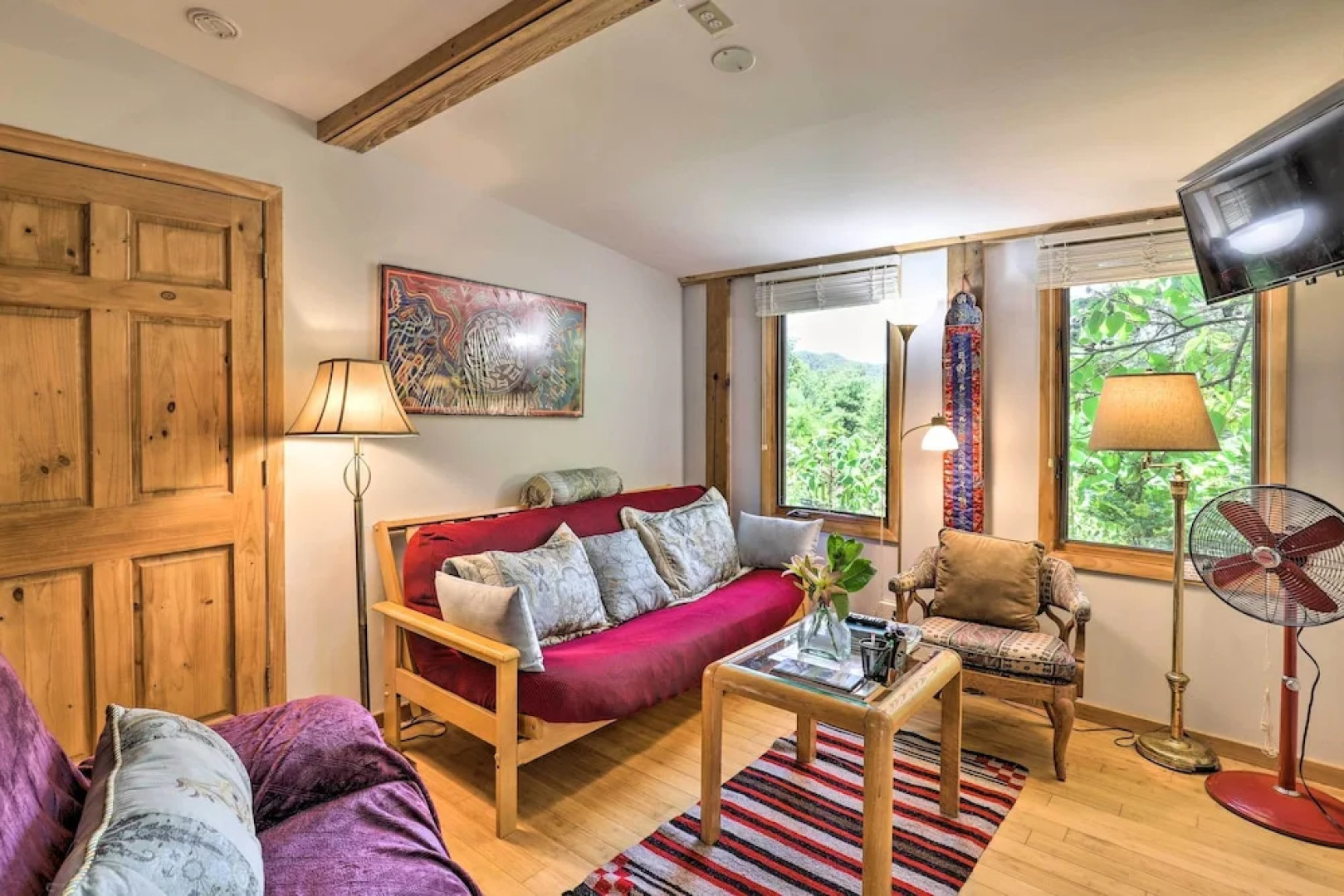 BBQ Deck + Views: 'sweet Suite' in Leicester