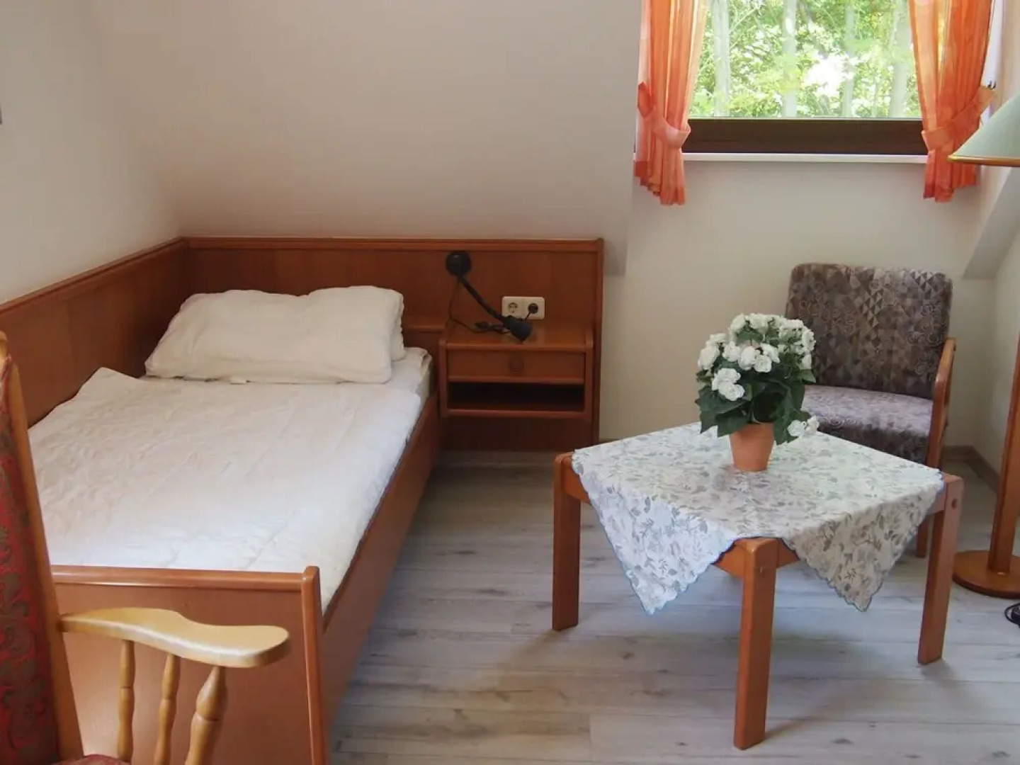 Charming Holiday Home in Eschwege With Garden