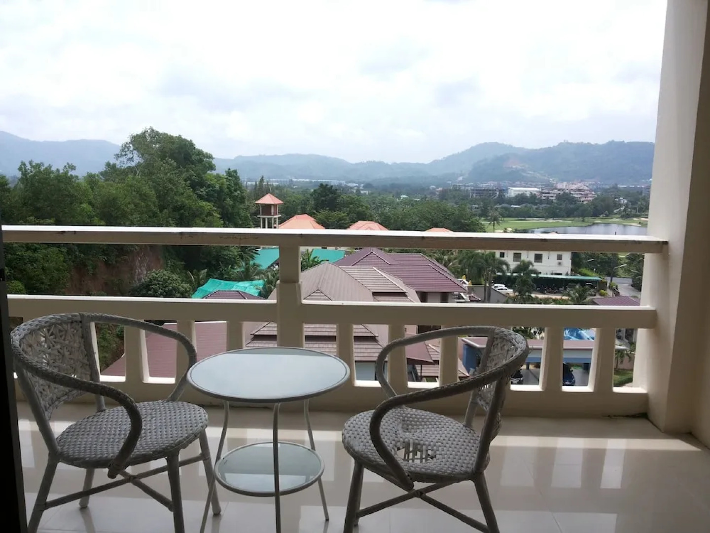 The Green Golf Residence Condominium