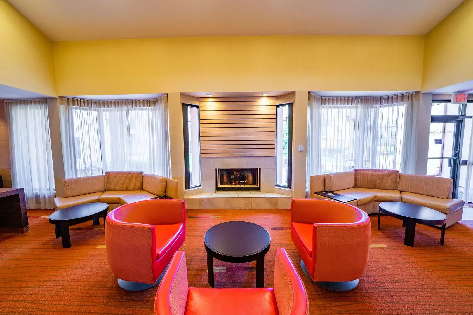 Spark by Hiton Bettendorf Quad Cities