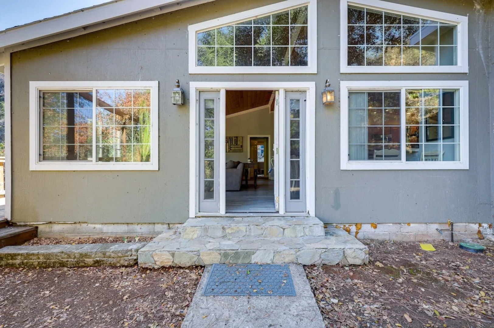 Peaceful Lower Lake Home ~ 5 Mi to Clear Lake!