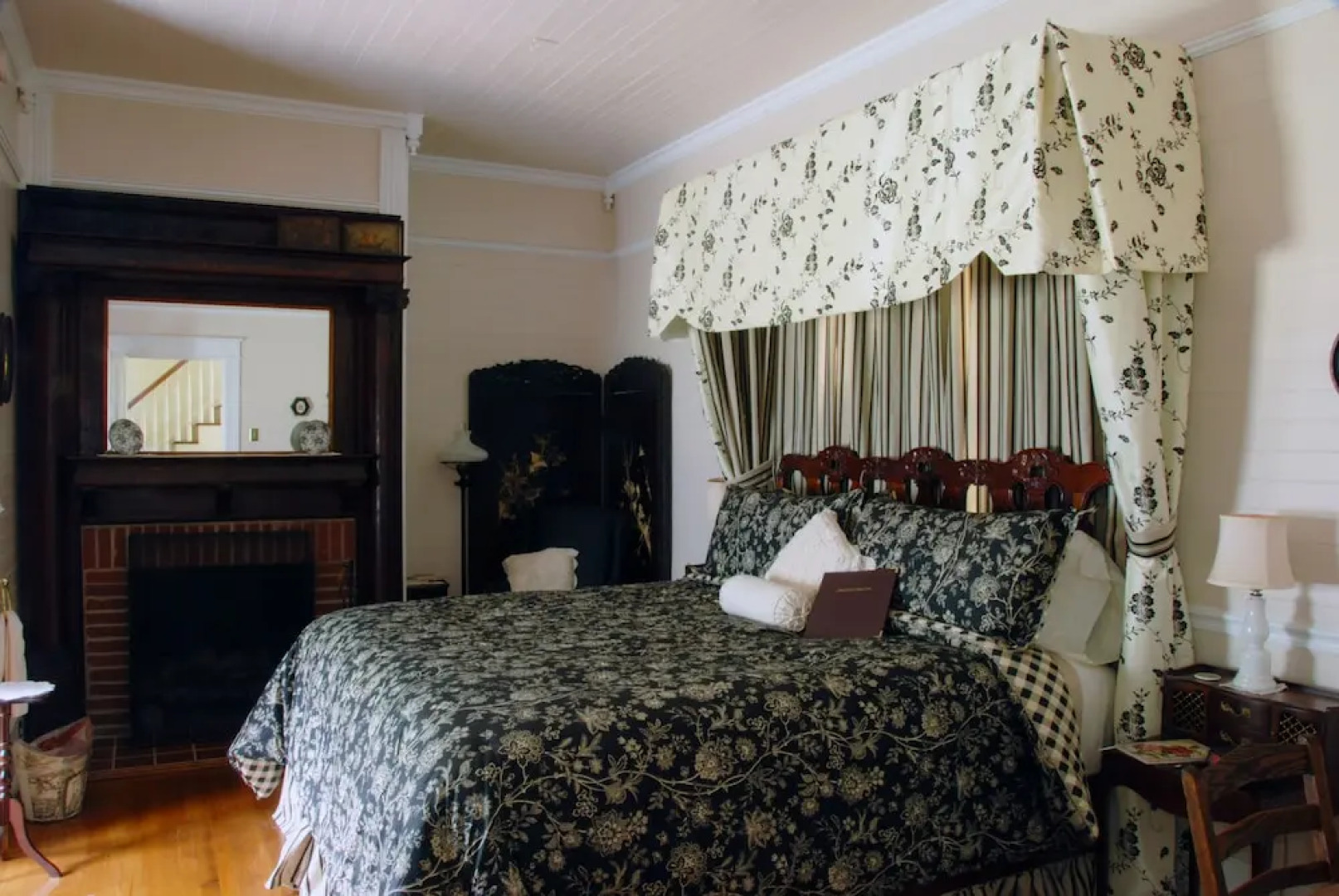 The Mountain Rose Inn